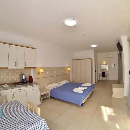 Aparthotel Dream Island 4*